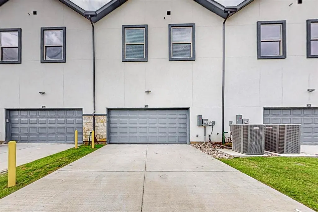225 Buck Ridge Drive
