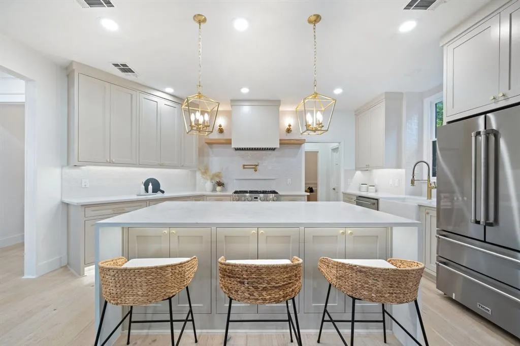 5809 Flintshire Lane