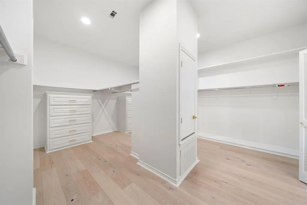 5809 Flintshire Lane