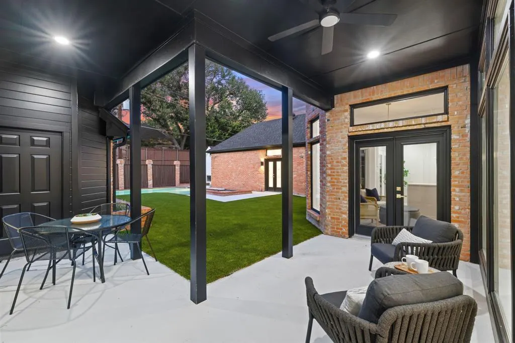 5809 Flintshire Lane