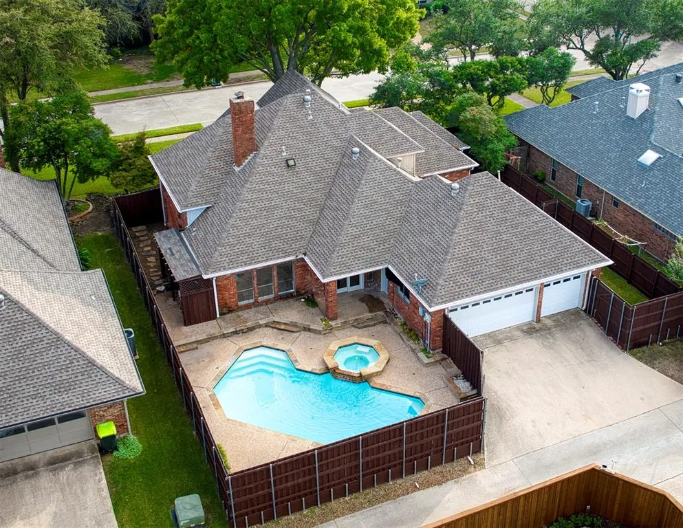 3921 Jamestown Place