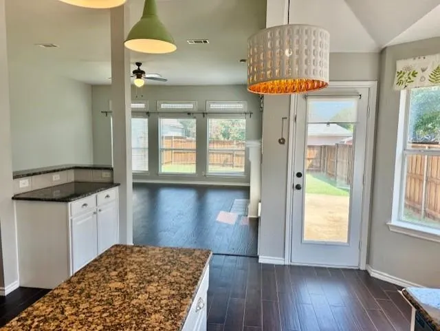 11816 Port Road