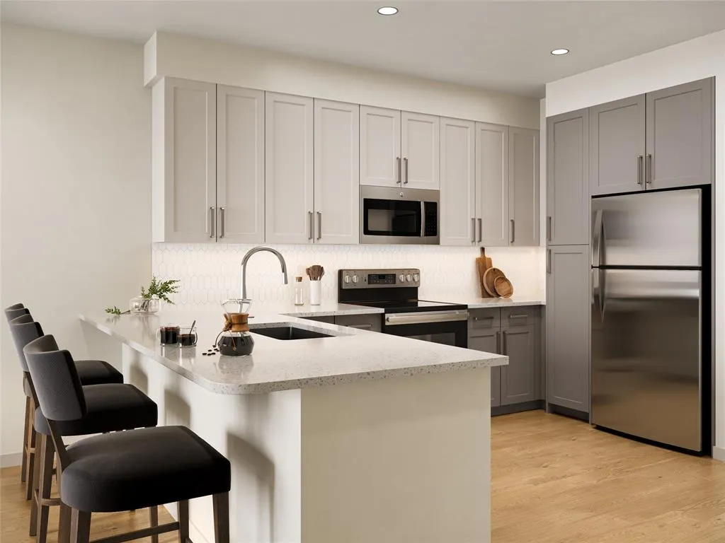 405 N Ewing Avenue, #A2