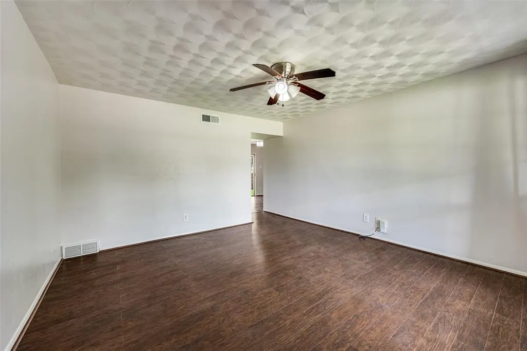 507 Lowell Lane