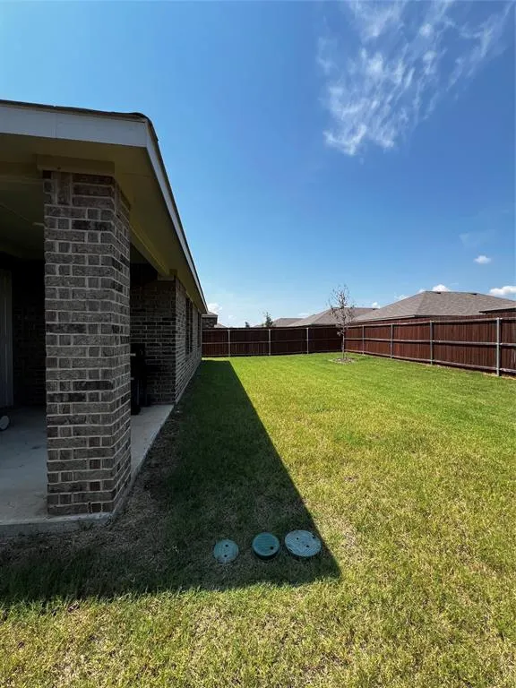 1135 Elijah Way