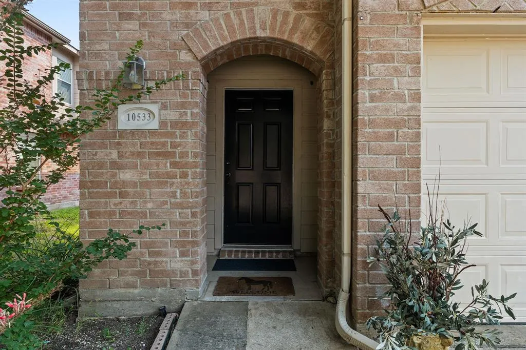 10533 Cochron Drive