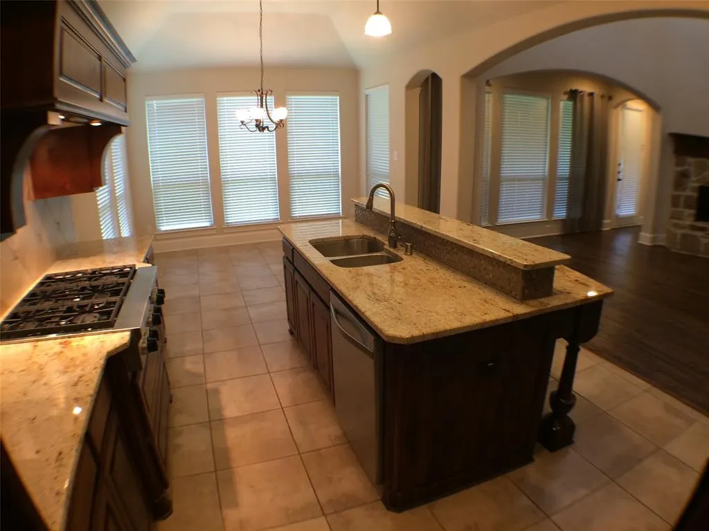 447 Dry Canyon Drive
