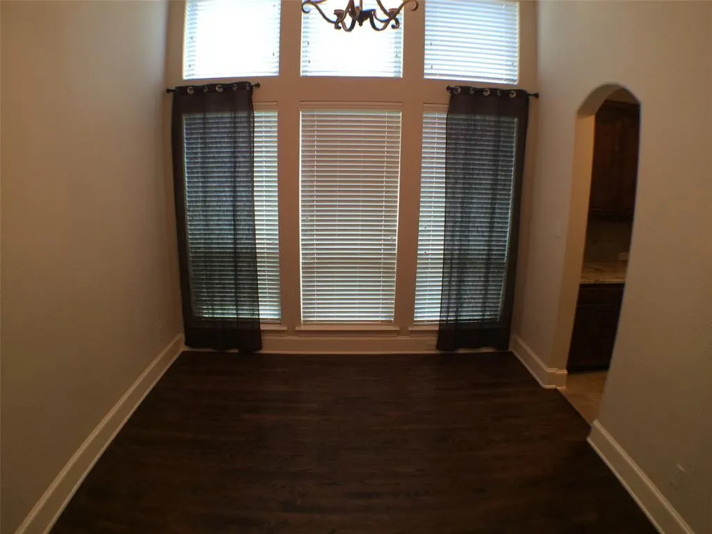 447 Dry Canyon Drive