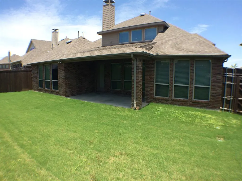 447 Dry Canyon Drive