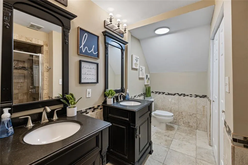 4303 Buena Vista Street, #303