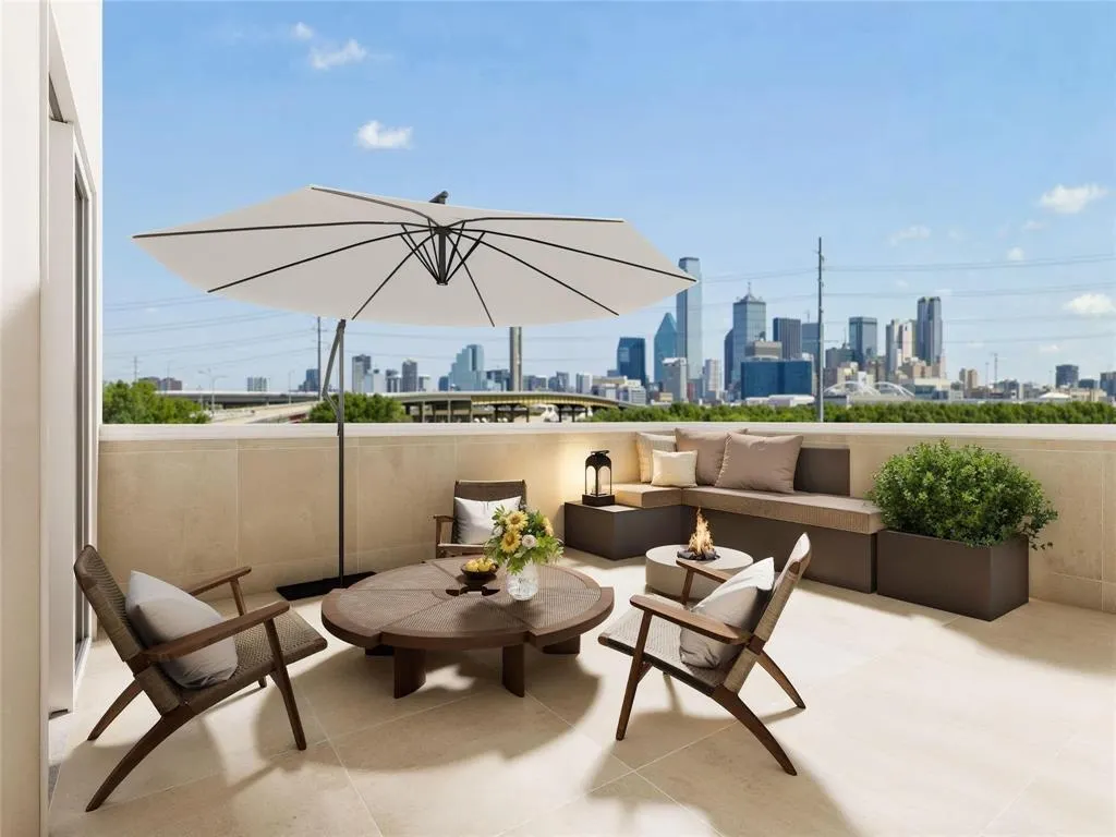 604 N Ewing Avenue, #105