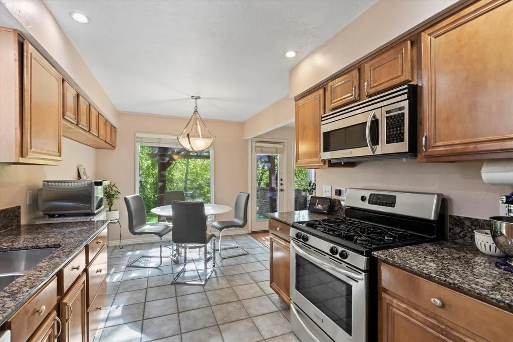 407 Valley Cove Drive