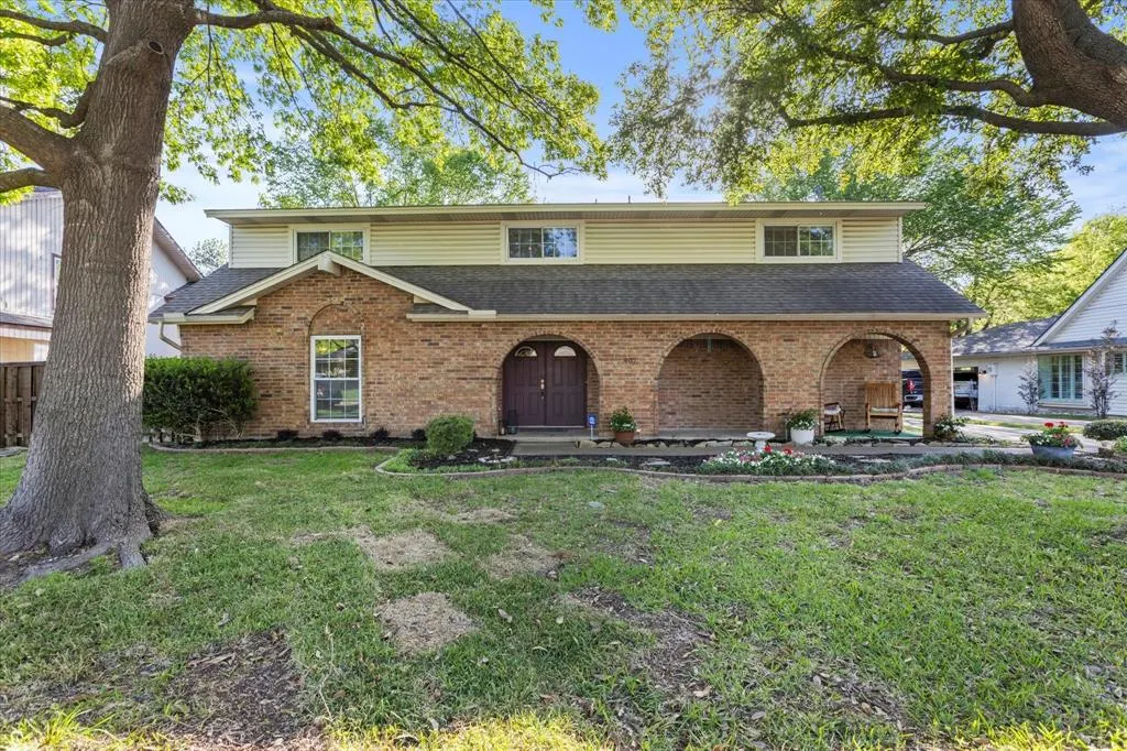 407 Valley Cove Drive