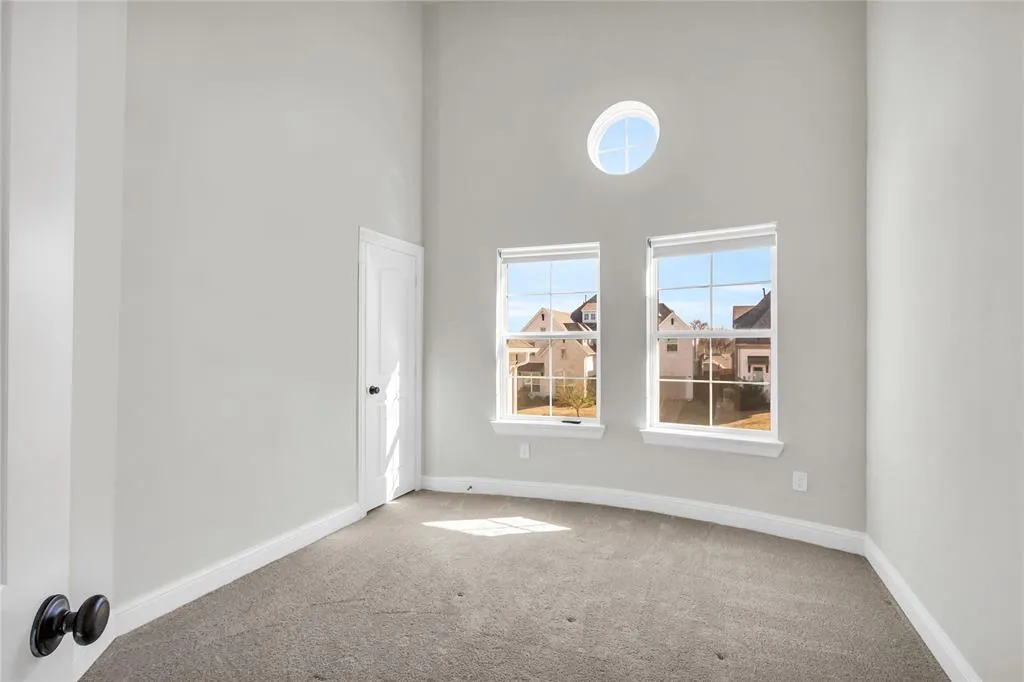5505 Glenscape Circle