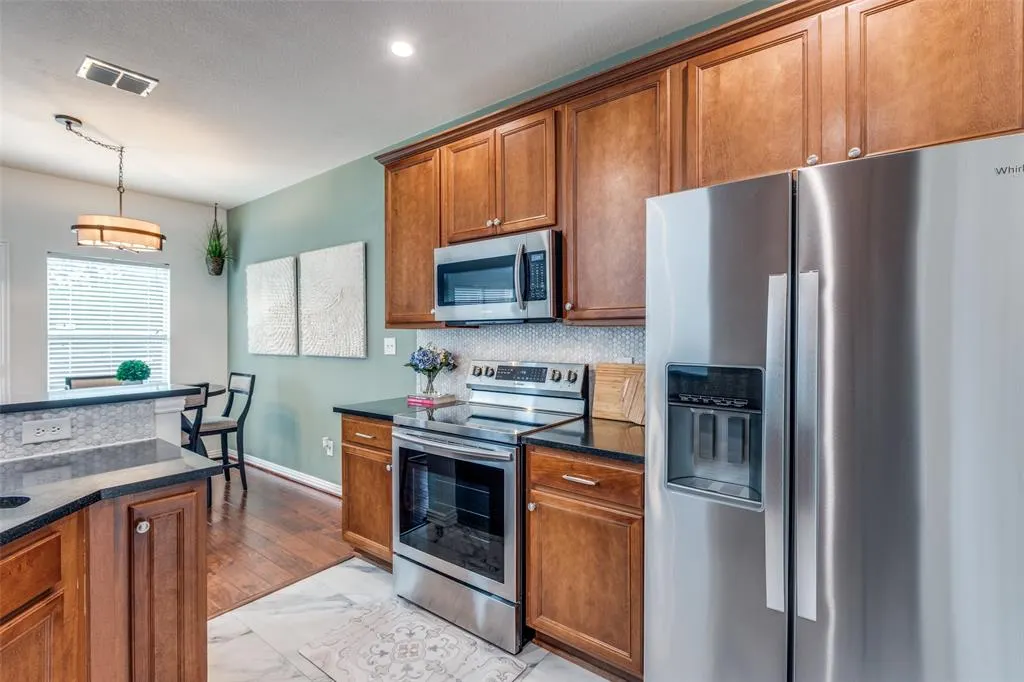 3341 Paisano Trail