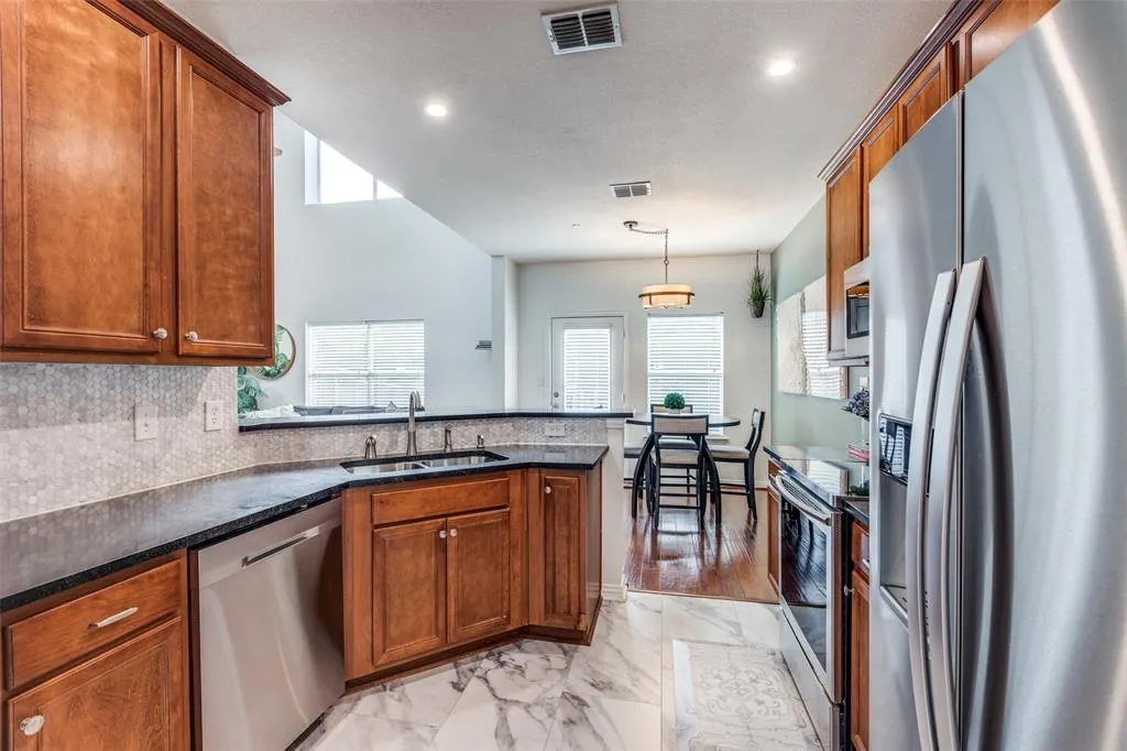 3341 Paisano Trail