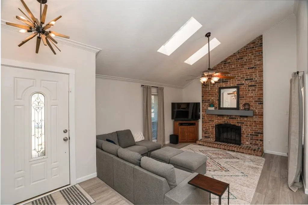 2116 Oak Brook Drive