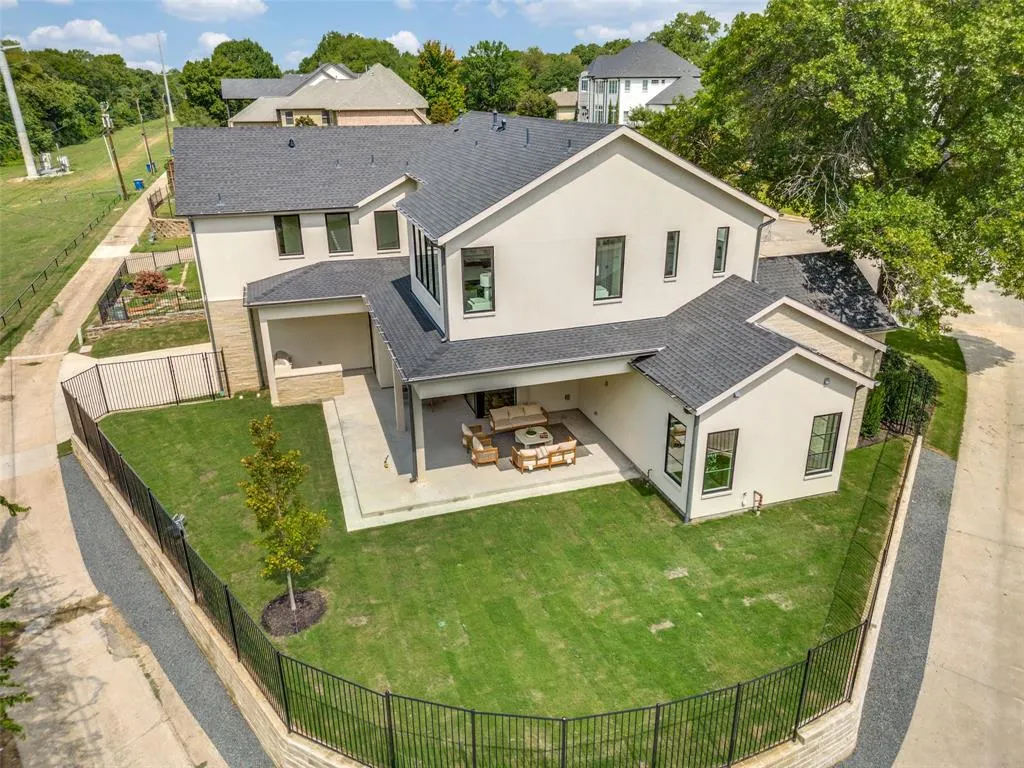 7163 Lyre Lane