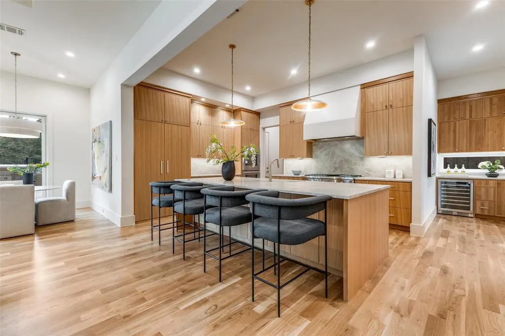7163 Lyre Lane