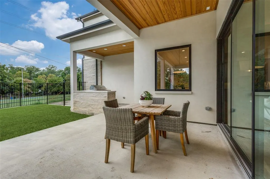 7163 Lyre Lane