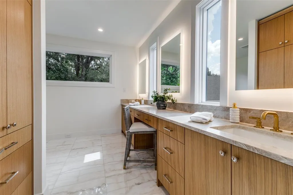 7163 Lyre Lane