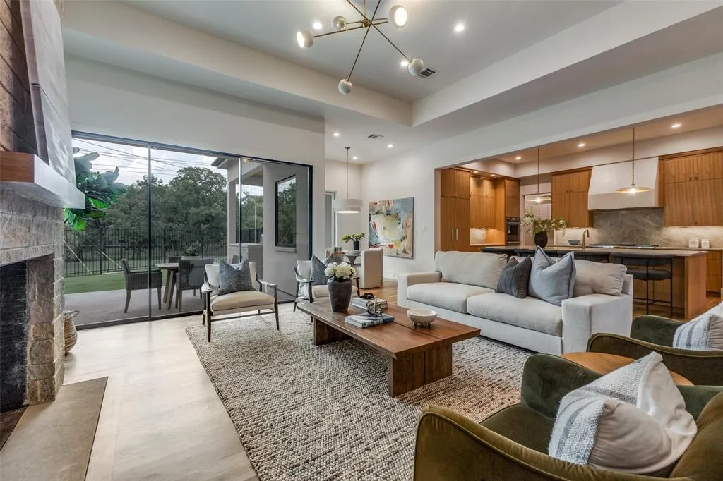 7163 Lyre Lane