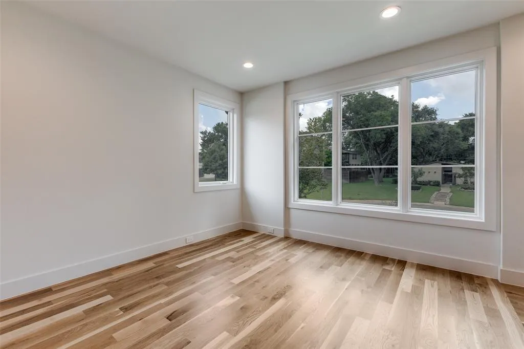 7163 Lyre Lane