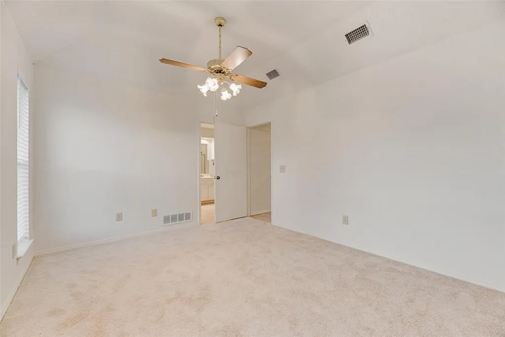 2209 Winona Drive