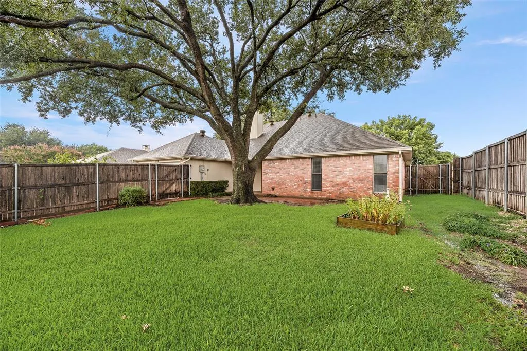 2209 Winona Drive