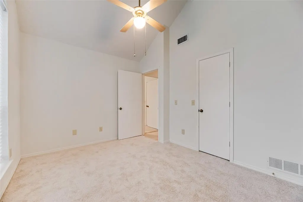 2209 Winona Drive