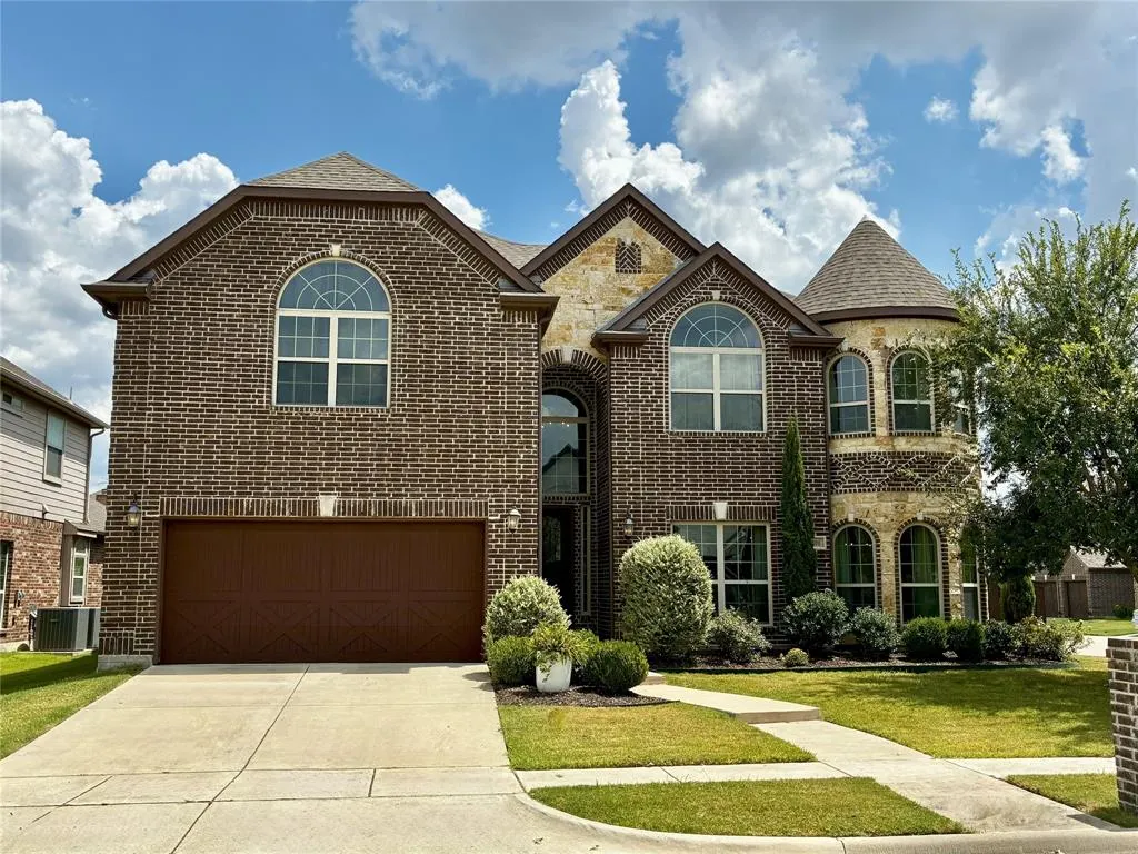 1400 Taylor Lane