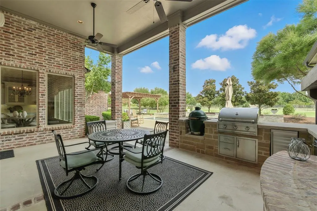 2821 Vista View Lane