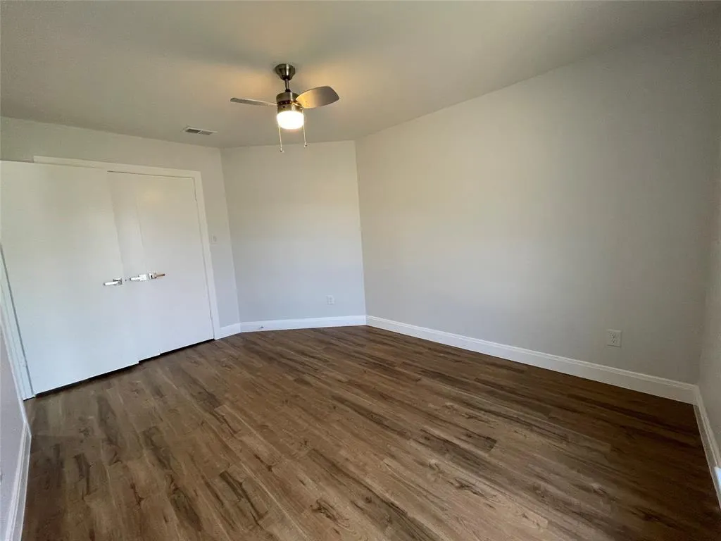 1603 Bending Oaks Trail