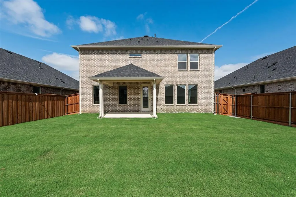 4104 Tarlton Road