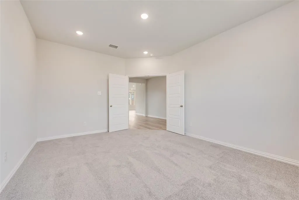 4104 Tarlton Road
