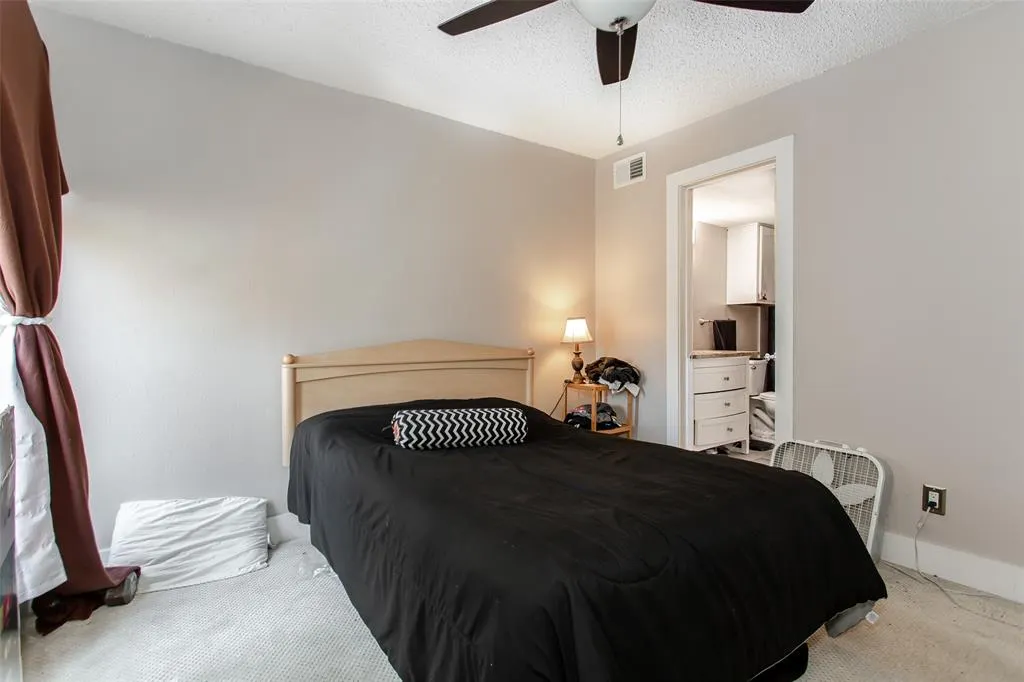 3022 Forest Lane, #221