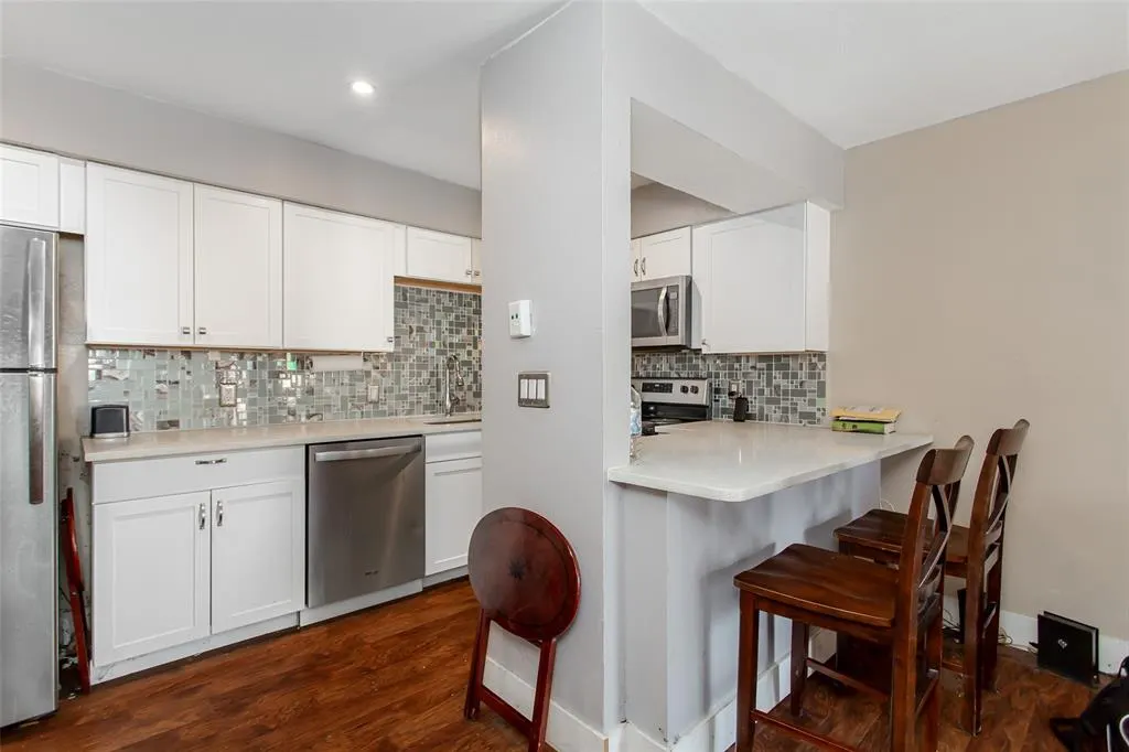 3022 Forest Lane, #221