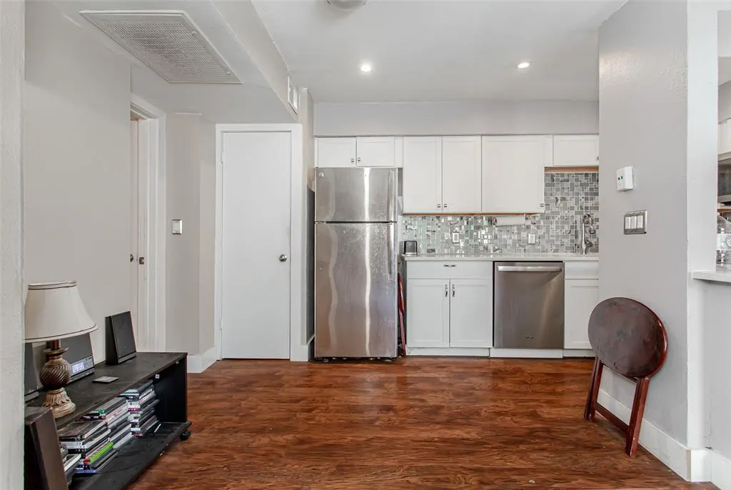 3022 Forest Lane, #221