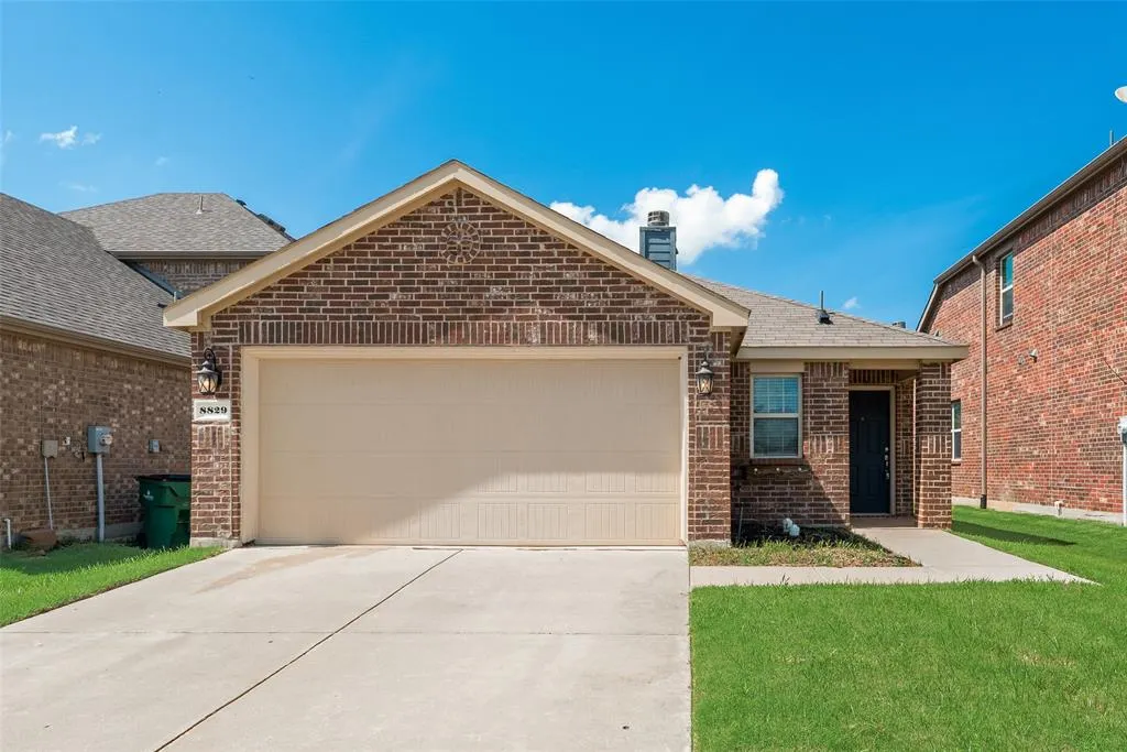 8829 Deadwood Lane