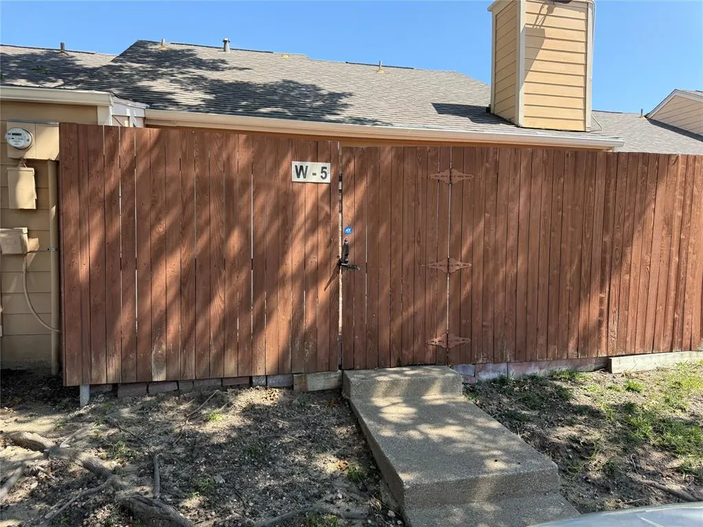 2500 E Park Boulevard, #W5