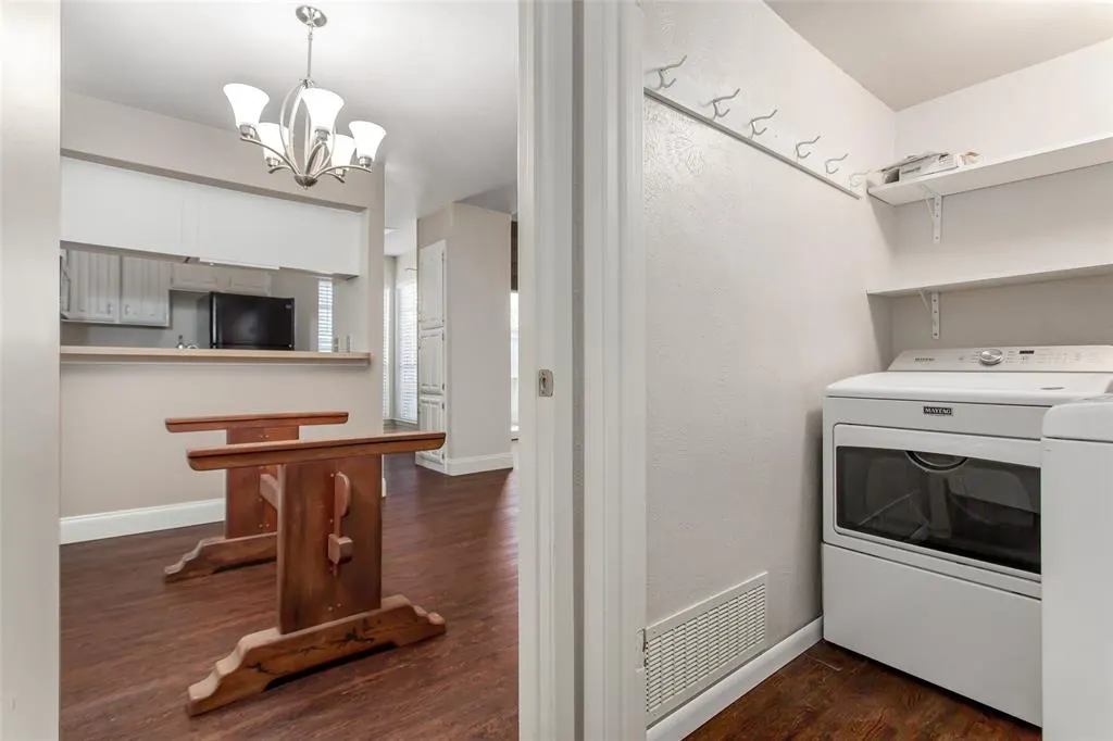 333 Melrose Drive, #10C