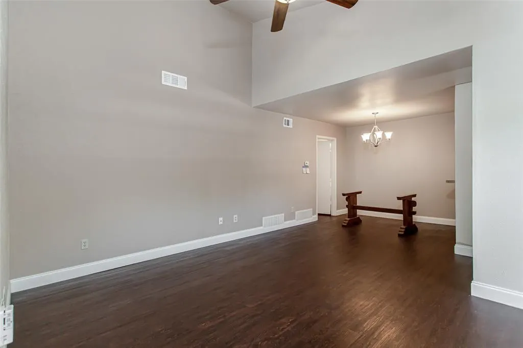 333 Melrose Drive, #10C