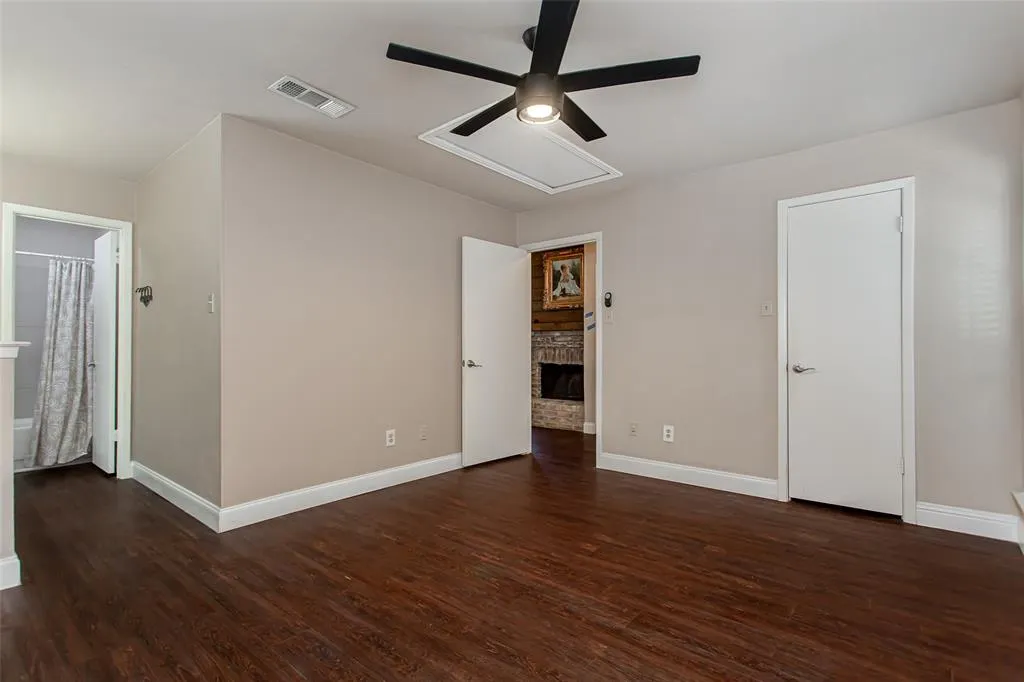 333 Melrose Drive, #10C