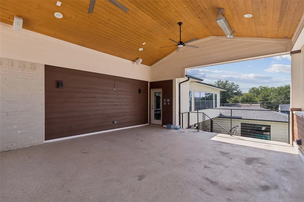3922 Valley Ridge Road