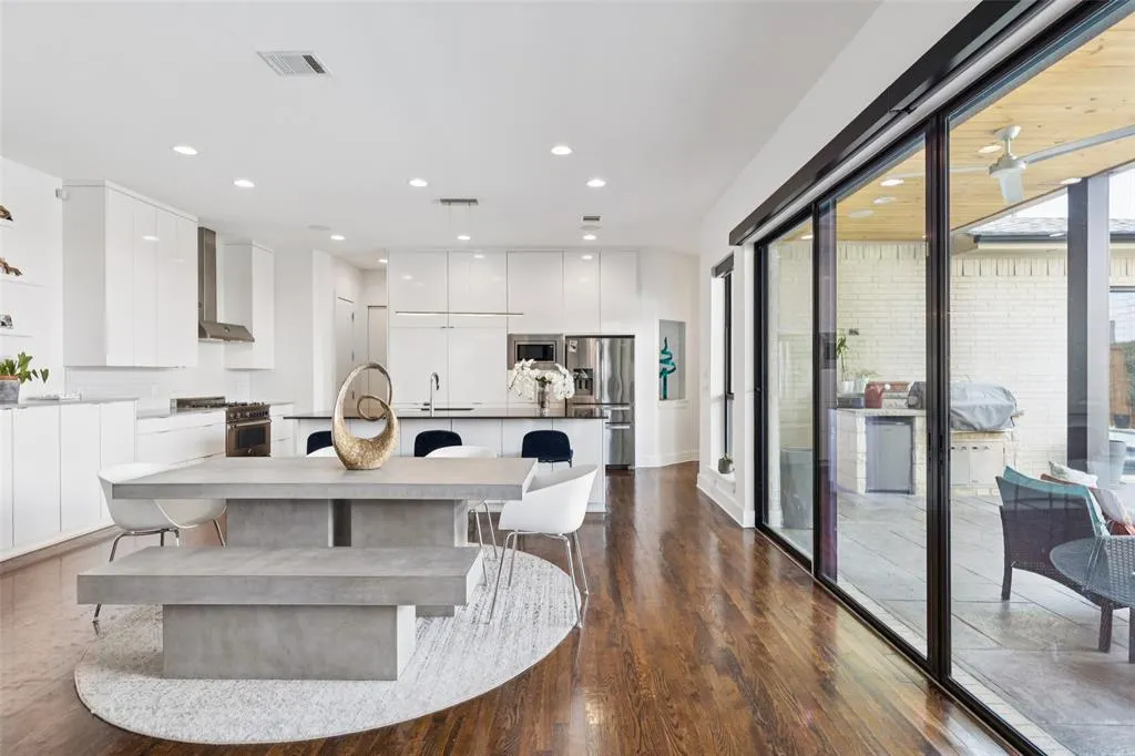 3922 Valley Ridge Road