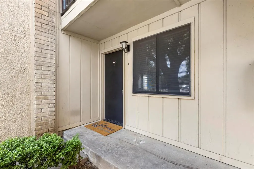 5935 Harvest Hill Road, #1096