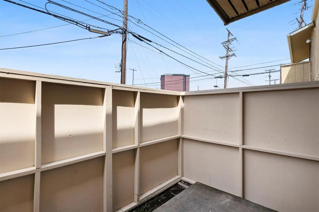 5935 Harvest Hill Road, #1096