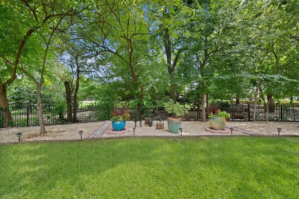 3084 Seneca Drive