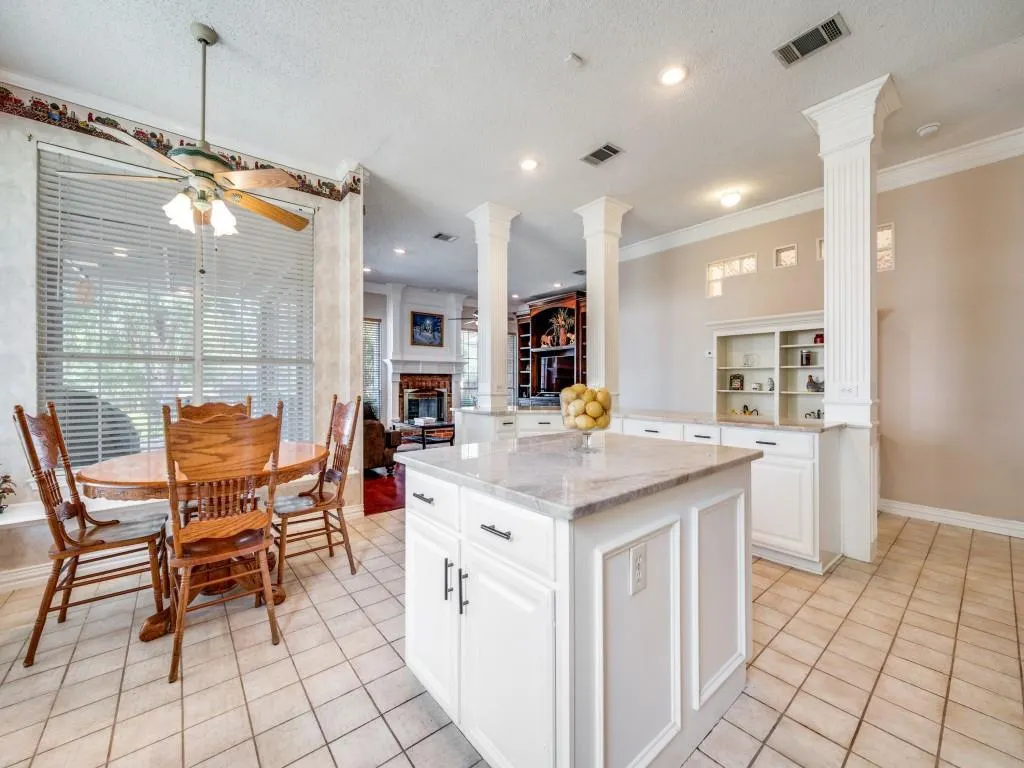 2610 Bordeaux Drive