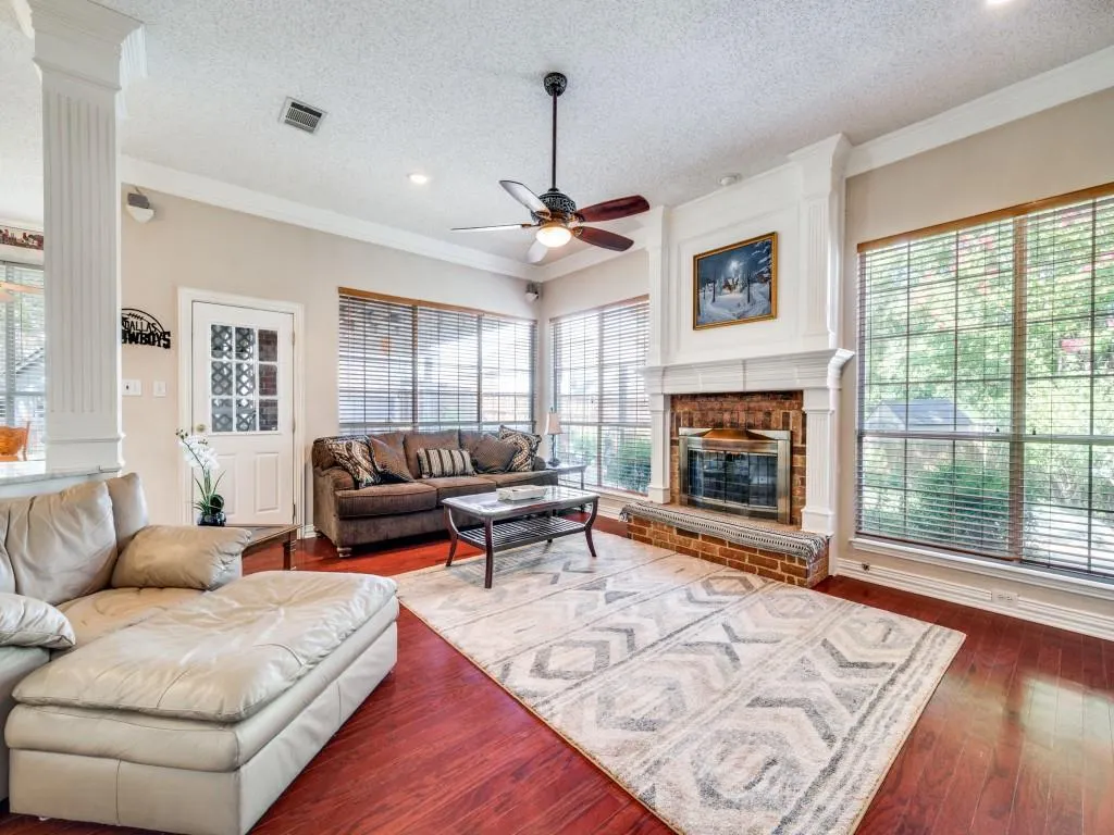 2610 Bordeaux Drive